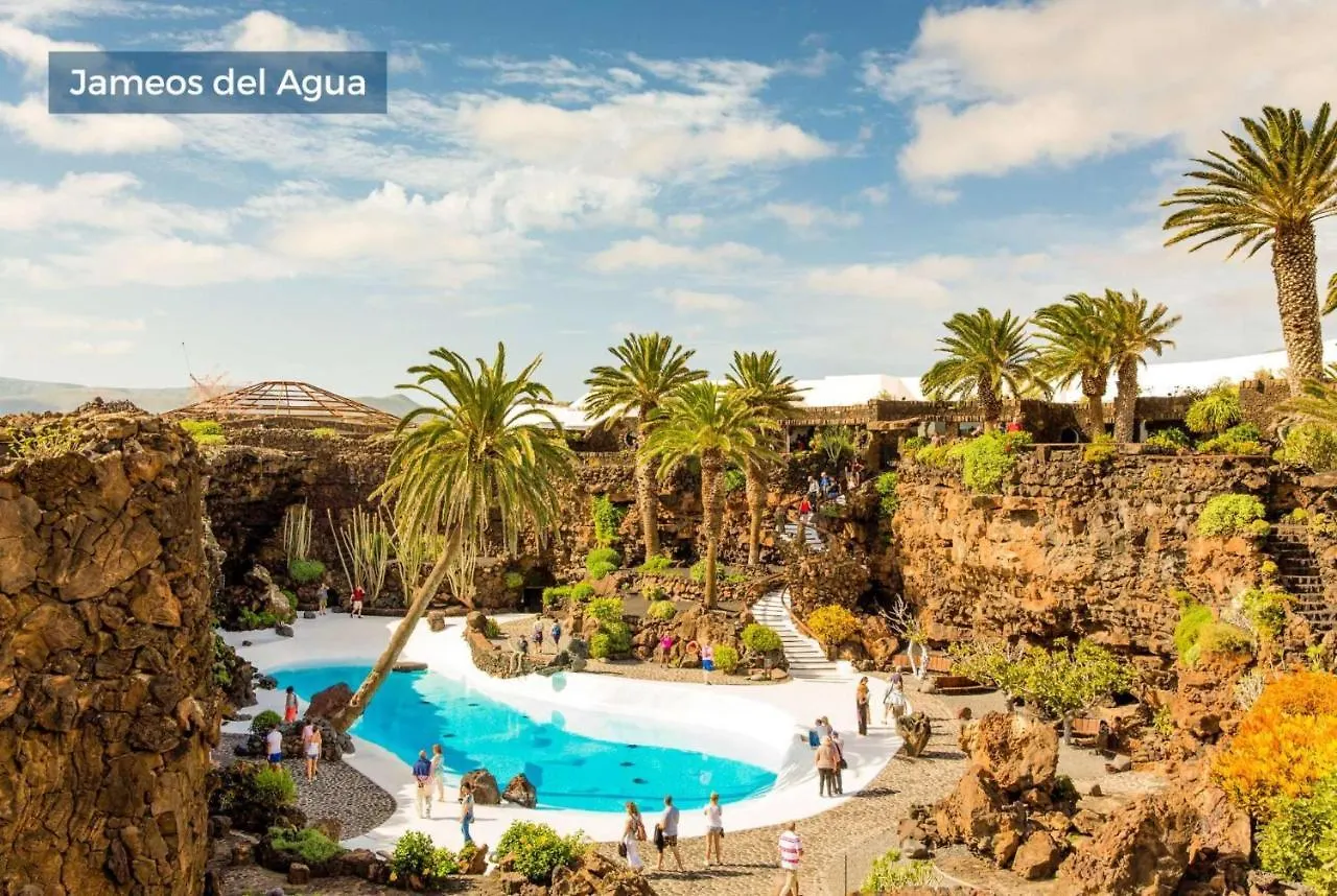 Villa Perla Puerto del Carmen  0*, Puerto del Carmen (Lanzarote) España